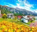 villaggio sulle Alpi Svizzere